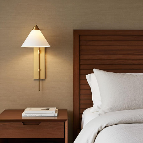 Hester Wall Sconce 26", Modern Brass